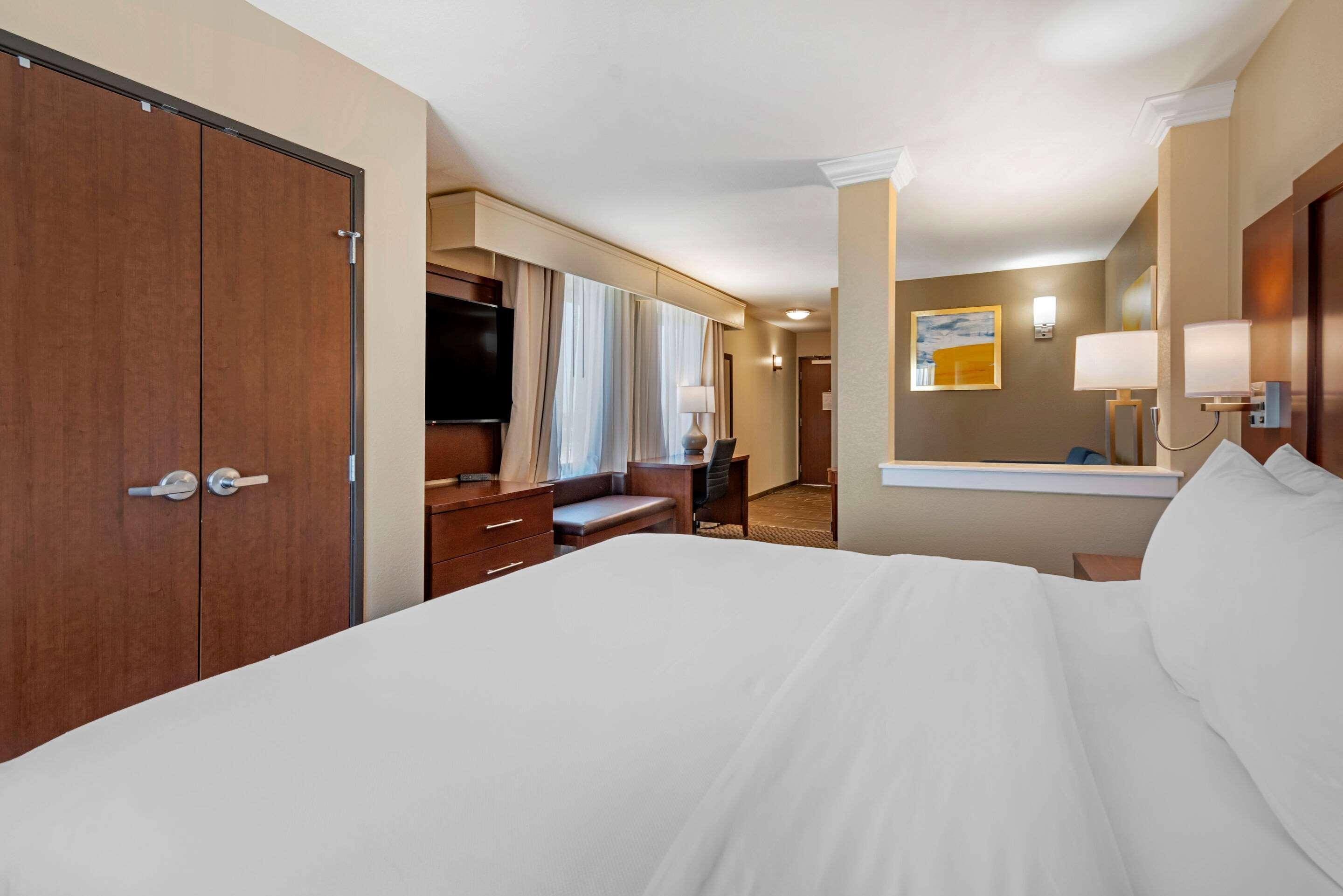 Hotel Comfort Broomfield-boulder-interlocken 3*